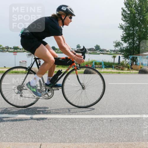 21.06.2025 - 27. Vierlanden-Triathlon H.Heesch http://msf.ph/oto/8035001 15.06.2025 11:43:23 Radfahren 637, 741, 747, 810 meine-sportfotos.de