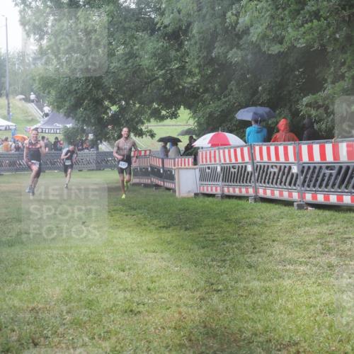 21.06.2025 - 27. Vierlanden-Triathlon KatJ http://msf.ph/oto/8035127 15.06.2025 13:50:48 Ziel 1098, 1108, 1120, 1132, 1134, 1136 meine-sportfotos.de