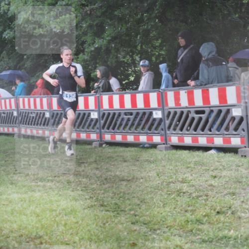 21.06.2025 - 27. Vierlanden-Triathlon KatJ http://msf.ph/oto/8035196 15.06.2025 13:50:52 Ziel 1098, 1108, 1134, 1136 meine-sportfotos.de