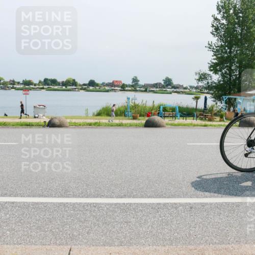 21.06.2025 - 27. Vierlanden-Triathlon H.Heesch http://msf.ph/oto/8035198 15.06.2025 11:43:38 Radfahren 714, 731, 738, 855 meine-sportfotos.de