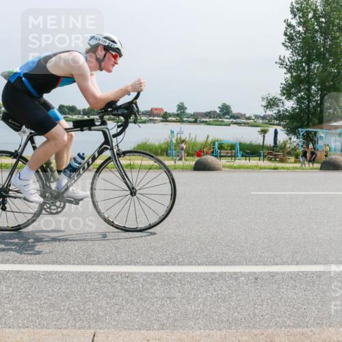 21.06.2025 - 27. Vierlanden-Triathlon H.Heesch http://msf.ph/oto/8035221 15.06.2025 11:43:39 Radfahren 714, 731, 738, 855 meine-sportfotos.de
