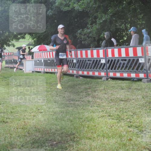 21.06.2025 - 27. Vierlanden-Triathlon KatJ http://msf.ph/oto/8035274 15.06.2025 13:50:58 Ziel 843, 1108, 1134 meine-sportfotos.de