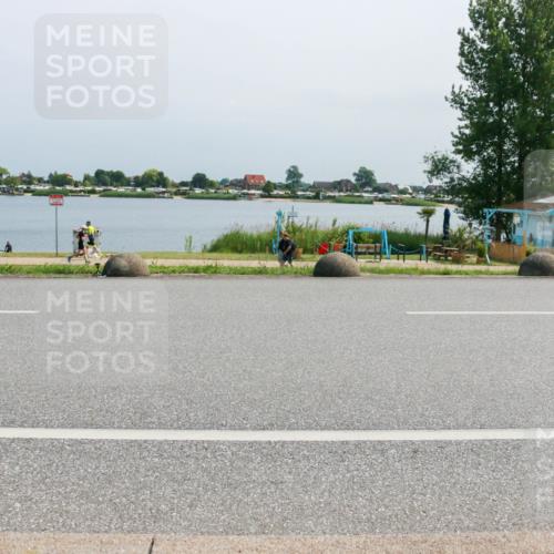 21.06.2025 - 27. Vierlanden-Triathlon H.Heesch http://msf.ph/oto/8035307 15.06.2025 11:43:46 Radfahren 58, 210 meine-sportfotos.de