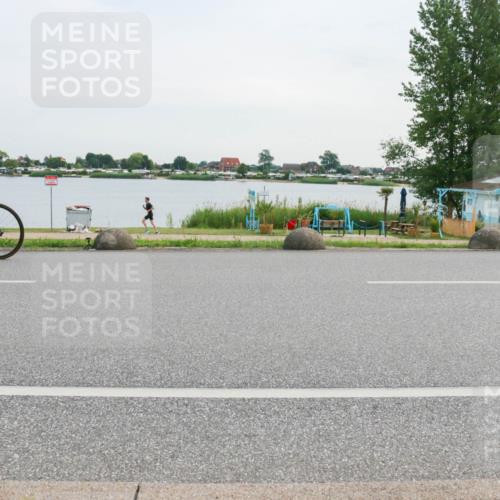 15.06.2025 - 27. Vierlanden-Triathlon H.Heesch http://msf.ph/oto/8035325 15.06.2025 10:44:46 Radfahren 7, 47, 133, 154, 161, 434 meine-sportfotos.de