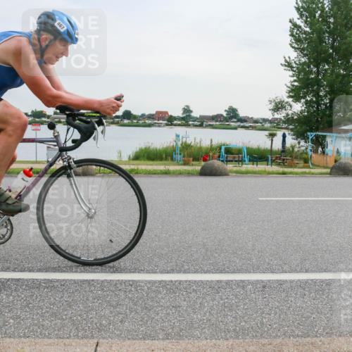 15.06.2025 - 27. Vierlanden-Triathlon H.Heesch http://msf.ph/oto/8035392 15.06.2025 10:44:59 Radfahren 58, 188, 196, 437, 467 meine-sportfotos.de