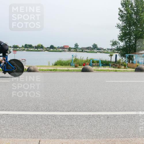 21.06.2025 - 27. Vierlanden-Triathlon H.Heesch http://msf.ph/oto/8035417 15.06.2025 11:43:55 Radfahren 769, 837 meine-sportfotos.de