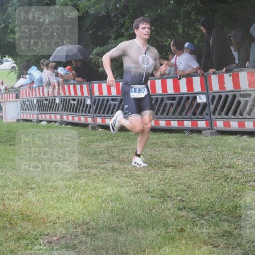 21.06.2025 - 27. Vierlanden-Triathlon KatJ http://msf.ph/oto/8035892 15.06.2025 13:53:03 Ziel 48, 1128, 1130, 1161 meine-sportfotos.de