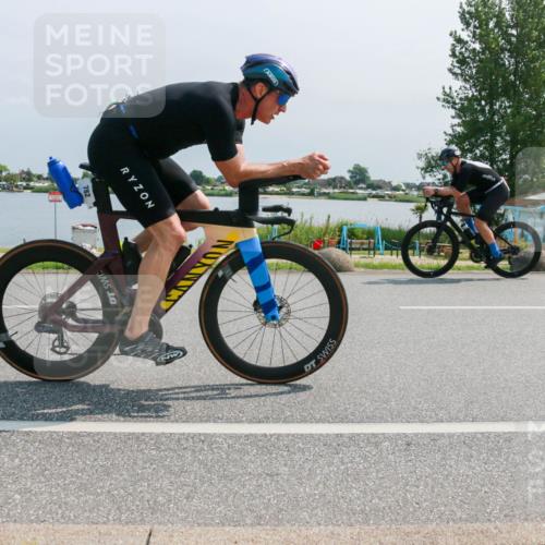 21.06.2025 - 27. Vierlanden-Triathlon H.Heesch http://msf.ph/oto/8036106 15.06.2025 11:45:08 Radfahren 641, 644, 782, 840 meine-sportfotos.de