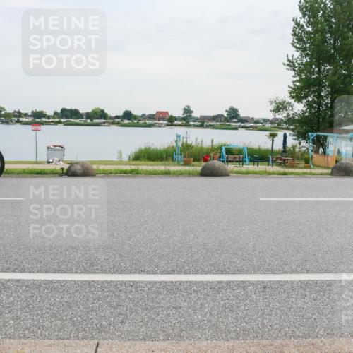 15.06.2025 - 27. Vierlanden-Triathlon H.Heesch http://msf.ph/oto/8036317 15.06.2025 10:48:09 Radfahren 142, 187 meine-sportfotos.de