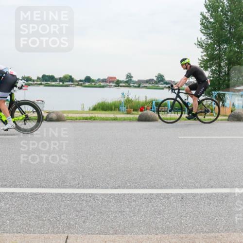 15.06.2025 - 27. Vierlanden-Triathlon H.Heesch http://msf.ph/oto/8036333 15.06.2025 10:48:18 Radfahren 22, 72, 93, 393 meine-sportfotos.de