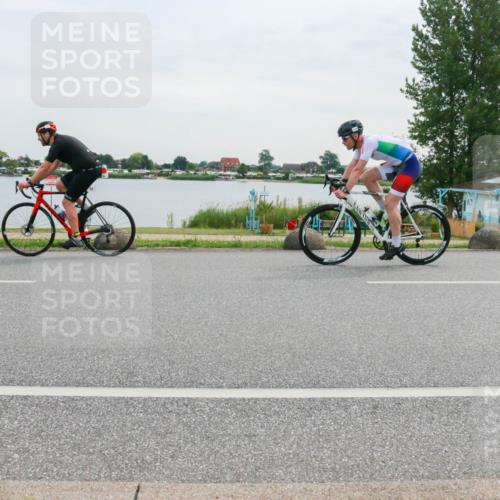 15.06.2025 - 27. Vierlanden-Triathlon H.Heesch http://msf.ph/oto/8036356 15.06.2025 10:48:20 Radfahren 22, 34, 93, 139, 393 meine-sportfotos.de