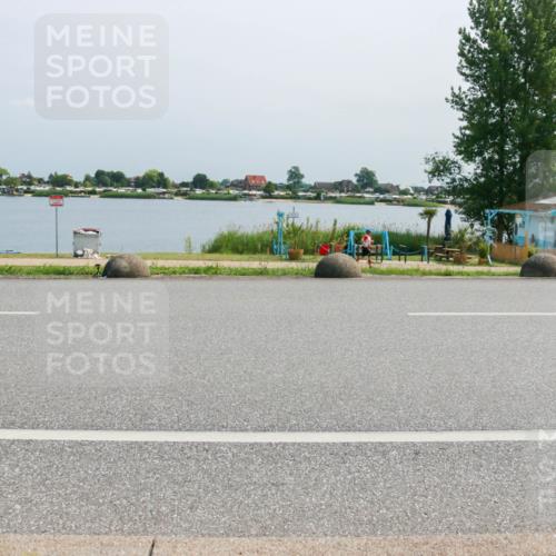 21.06.2025 - 27. Vierlanden-Triathlon H.Heesch http://msf.ph/oto/8036400 15.06.2025 11:45:29 Radfahren 212, 723, 797, 841 meine-sportfotos.de