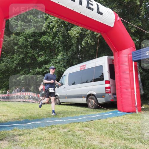 15.06.2025 - 27. Vierlanden-Triathlon KatJ http://msf.ph/oto/8036435 15.06.2025 11:25:22 Schwimmen  meine-sportfotos.de