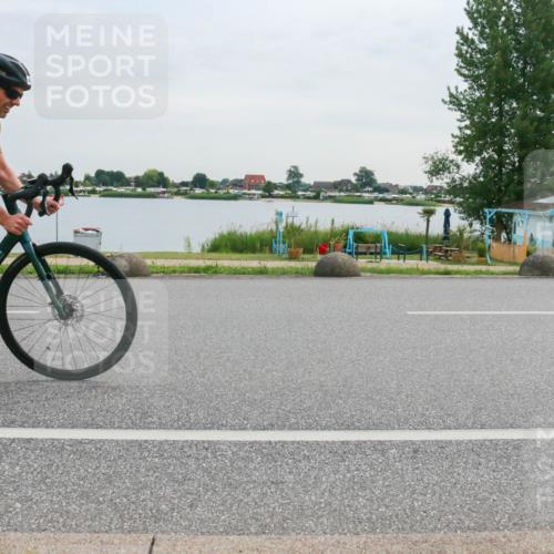 15.06.2025 - 27. Vierlanden-Triathlon H.Heesch http://msf.ph/oto/8036676 15.06.2025 10:49:41 Radfahren 4, 407 meine-sportfotos.de