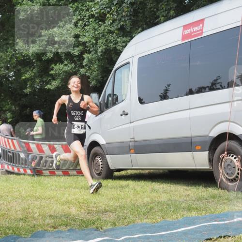 15.06.2025 - 27. Vierlanden-Triathlon KatJ http://msf.ph/oto/8036759 15.06.2025 11:26:08 Schwimmen  meine-sportfotos.de