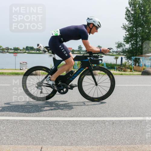 21.06.2025 - 27. Vierlanden-Triathlon H.Heesch http://msf.ph/oto/8036761 15.06.2025 11:46:28 Radfahren 640, 805 meine-sportfotos.de