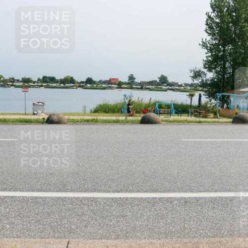 21.06.2025 - 27. Vierlanden-Triathlon H.Heesch http://msf.ph/oto/8036955 15.06.2025 11:47:05 Radfahren 647, 696, 710, 734, 763, 831 meine-sportfotos.de