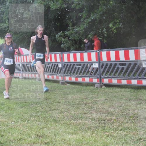 21.06.2025 - 27. Vierlanden-Triathlon KatJ http://msf.ph/oto/8037087 15.06.2025 14:17:14 Ziel 1218, 1269 meine-sportfotos.de
