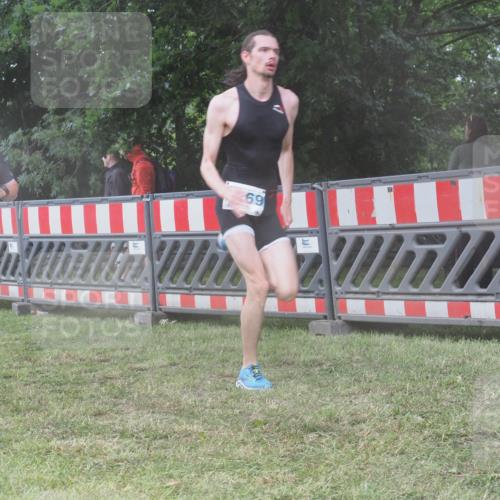 21.06.2025 - 27. Vierlanden-Triathlon KatJ http://msf.ph/oto/8037100 15.06.2025 14:17:15 Ziel 1218, 1269 meine-sportfotos.de
