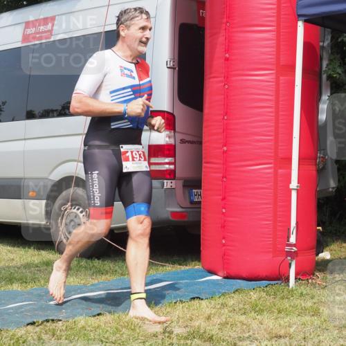 15.06.2025 - 27. Vierlanden-Triathlon KatJ http://msf.ph/oto/8037450 15.06.2025 11:28:06 Schwimmen  meine-sportfotos.de