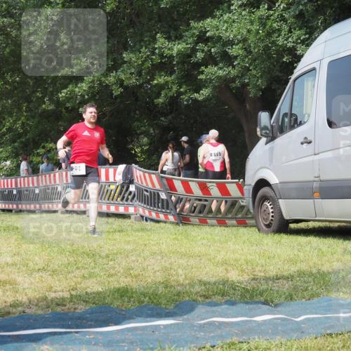 15.06.2025 - 27. Vierlanden-Triathlon KatJ http://msf.ph/oto/8037580 15.06.2025 11:28:23 Schwimmen 883 meine-sportfotos.de