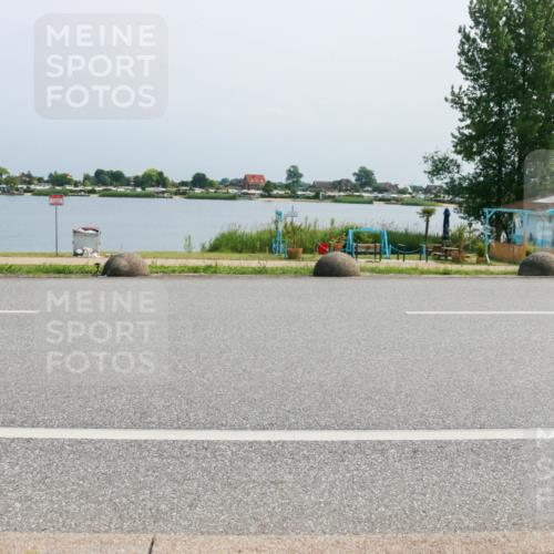 21.06.2025 - 27. Vierlanden-Triathlon H.Heesch http://msf.ph/oto/8037621 15.06.2025 11:47:19 Radfahren 717, 787 meine-sportfotos.de