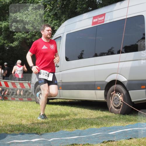 15.06.2025 - 27. Vierlanden-Triathlon KatJ http://msf.ph/oto/8037638 15.06.2025 11:28:24 Schwimmen 883 meine-sportfotos.de