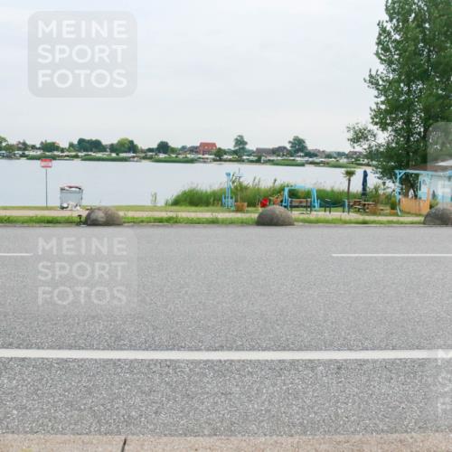 15.06.2025 - 27. Vierlanden-Triathlon H.Heesch http://msf.ph/oto/8037693 15.06.2025 10:53:13 Radfahren 247, 391, 587, 609 meine-sportfotos.de