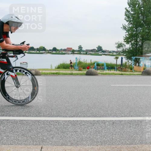 15.06.2025 - 27. Vierlanden-Triathlon H.Heesch http://msf.ph/oto/8037824 15.06.2025 10:53:48 Radfahren 60, 525 meine-sportfotos.de