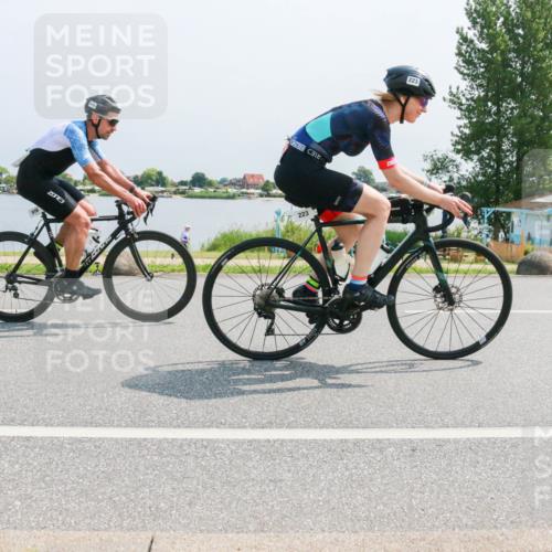 21.06.2025 - 27. Vierlanden-Triathlon H.Heesch http://msf.ph/oto/8038238 15.06.2025 11:48:34 Radfahren 223, 781, 816, 866 meine-sportfotos.de
