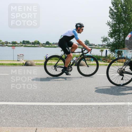 21.06.2025 - 27. Vierlanden-Triathlon H.Heesch http://msf.ph/oto/8038244 15.06.2025 11:48:34 Radfahren 223, 781, 816, 866 meine-sportfotos.de