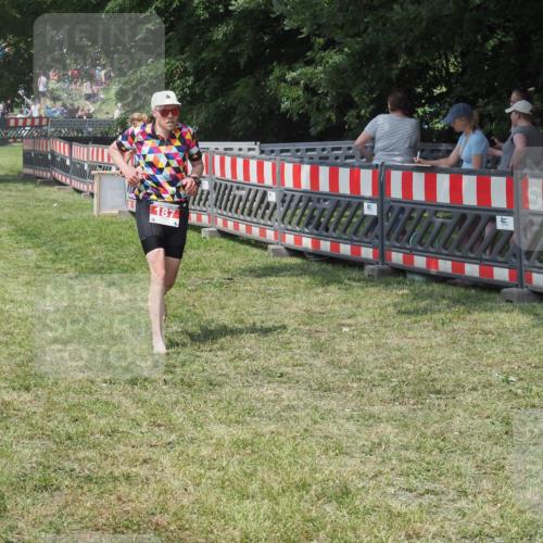 15.06.2025 - 27. Vierlanden-Triathlon KatJ http://msf.ph/oto/8038520 15.06.2025 11:32:51 Schwimmen  meine-sportfotos.de