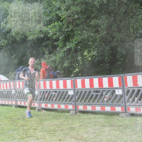 21.06.2025 - 27. Vierlanden-Triathlon KatJ http://msf.ph/oto/8038585 15.06.2025 14:21:28 Ziel 1205, 1238, 1291 meine-sportfotos.de