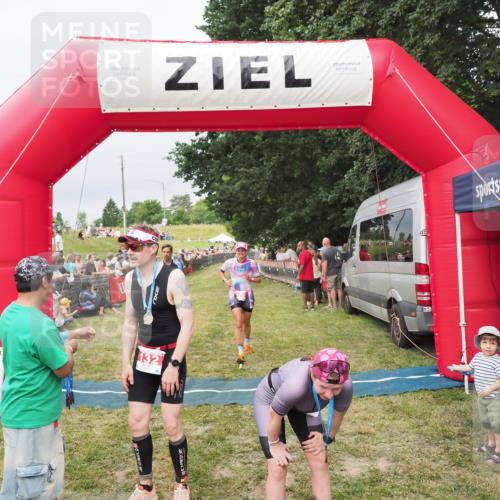 21.06.2025 - 27. Vierlanden-Triathlon MichiJ http://msf.ph/oto/8038592 15.06.2026 13:18:00 Ziel 132, 196, 816 meine-sportfotos.de
