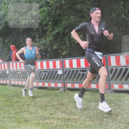 21.06.2025 - 27. Vierlanden-Triathlon KatJ http://msf.ph/oto/8038897 15.06.2025 14:22:04 Ziel 1201, 1215, 1263, 1315 meine-sportfotos.de