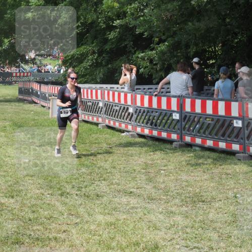 15.06.2025 - 27. Vierlanden-Triathlon KatJ http://msf.ph/oto/8039054 15.06.2025 11:34:54 Schwimmen  meine-sportfotos.de