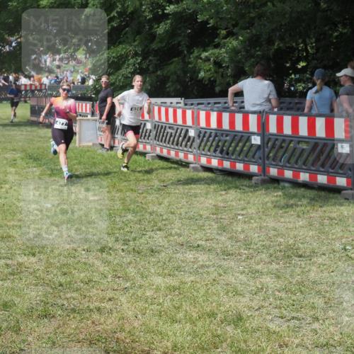 15.06.2025 - 27. Vierlanden-Triathlon KatJ http://msf.ph/oto/8039362 15.06.2025 11:35:53 Schwimmen  meine-sportfotos.de