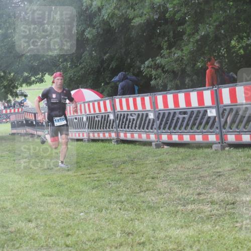 21.06.2025 - 27. Vierlanden-Triathlon KatJ http://msf.ph/oto/8039383 15.06.2025 14:23:03 Ziel 1270, 1275 meine-sportfotos.de
