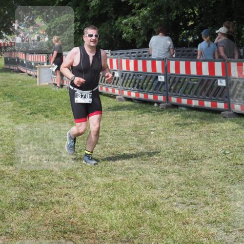 21.06.2025 - 27. Vierlanden-Triathlon KatJ http://msf.ph/oto/8039531 15.06.2025 11:36:13 Schwimmen  meine-sportfotos.de