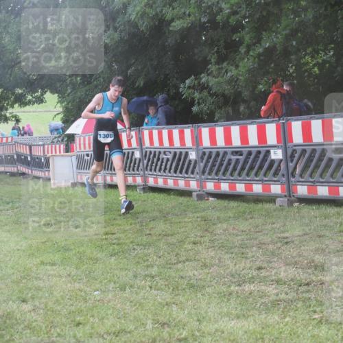 21.06.2025 - 27. Vierlanden-Triathlon KatJ http://msf.ph/oto/8039534 15.06.2025 14:23:34 Ziel 1247, 1308 meine-sportfotos.de