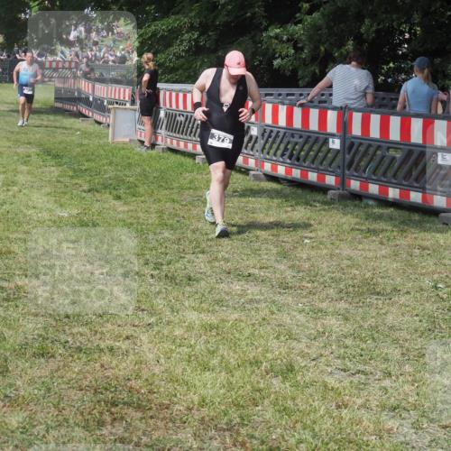 21.06.2025 - 27. Vierlanden-Triathlon KatJ http://msf.ph/oto/8039608 15.06.2025 11:36:31 Schwimmen  meine-sportfotos.de