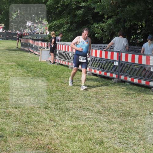 21.06.2025 - 27. Vierlanden-Triathlon KatJ http://msf.ph/oto/8039640 15.06.2025 11:36:38 Schwimmen  meine-sportfotos.de