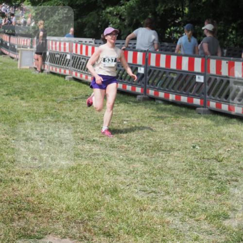 15.06.2025 - 27. Vierlanden-Triathlon KatJ http://msf.ph/oto/8039788 15.06.2025 11:37:02 Schwimmen  meine-sportfotos.de