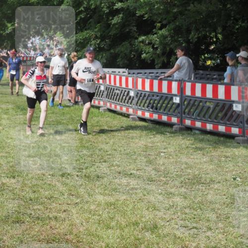 15.06.2025 - 27. Vierlanden-Triathlon KatJ http://msf.ph/oto/8039856 15.06.2025 11:37:28 Schwimmen  meine-sportfotos.de