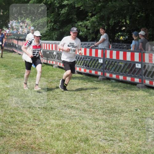 15.06.2025 - 27. Vierlanden-Triathlon KatJ http://msf.ph/oto/8039871 15.06.2025 11:37:28 Schwimmen  meine-sportfotos.de