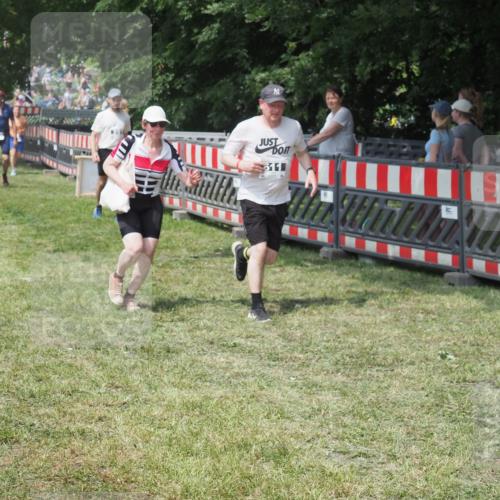 15.06.2025 - 27. Vierlanden-Triathlon KatJ http://msf.ph/oto/8039882 15.06.2025 11:37:29 Schwimmen  meine-sportfotos.de