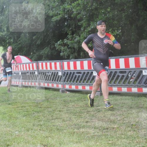 21.06.2025 - 27. Vierlanden-Triathlon KatJ http://msf.ph/oto/8039883 15.06.2025 14:25:04 Ziel 1246, 1306 meine-sportfotos.de