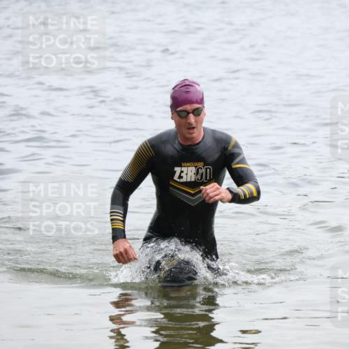 21.06.2025 - 27. Vierlanden-Triathlon Lena Gebhardt http://msf.ph/oto/8039885 15.06.2025 12:54:04 Schwimmen 1114, 1124, 1125, 1127, 1145, 1158 meine-sportfotos.de