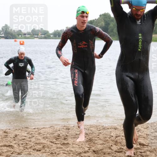 21.06.2025 - 27. Vierlanden-Triathlon Lena Gebhardt http://msf.ph/oto/8039922 15.06.2025 12:54:10 Schwimmen 1102, 1114, 1124, 1125, 1127, 1145, 1158, 1162 meine-sportfotos.de