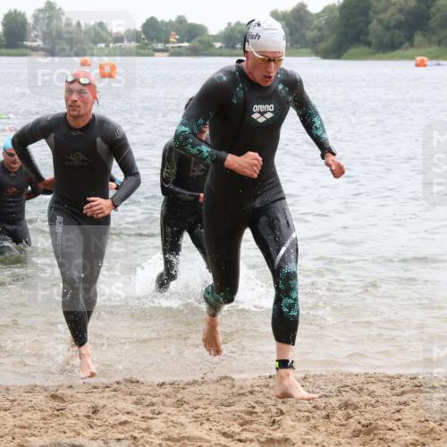 21.06.2025 - 27. Vierlanden-Triathlon Lena Gebhardt http://msf.ph/oto/8039944 15.06.2025 12:54:11 Schwimmen 1102, 1114, 1124, 1125, 1127, 1145, 1158, 1162 meine-sportfotos.de